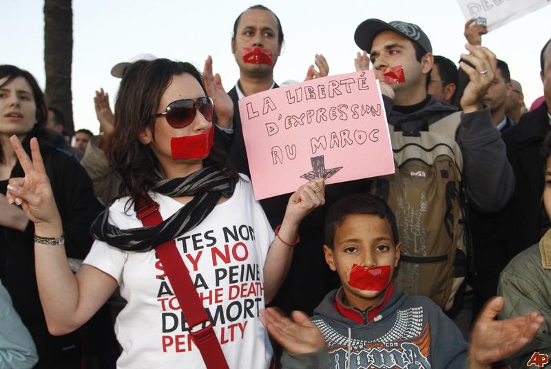 Freedom of expression protest in Morocco, 2013. Credit: Abdeljalil Bounhar