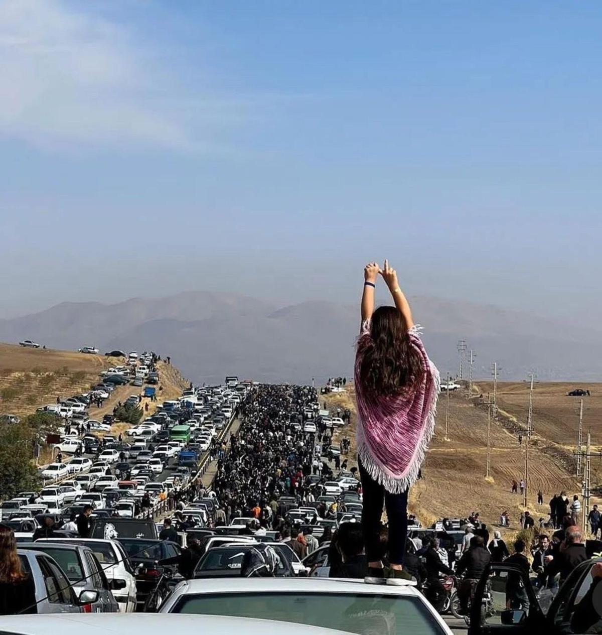 Saqez, Kurdistan, Iran, 26 October, 2022. Iranian people are seen during a protest to mark 40 days since the death in custody of 22-year-old Mahsa Amini, which tragedy sparked Iran's biggest protest movement in over a decade. © Social Networks via ZUMA